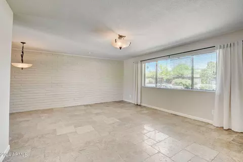 521 E Fairmont Dr, Tempe, AZ 85282 photo 6
