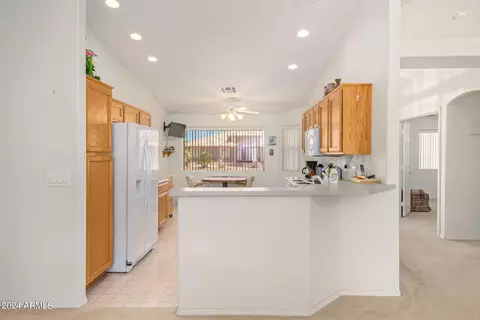 Kitchen - 10919 E Lindner Ave, Mesa, AZ 85209 photo 2 of 6