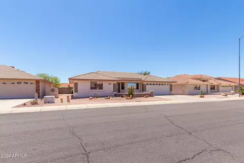 Exterior - 10919 E Lindner Ave, Mesa, AZ 85209 photo 7 of 12