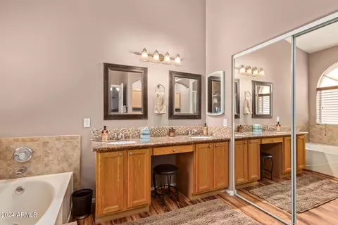 Bath - 3865 E Lexington Ave, Gilbert, AZ 85234 photo 1 of 3