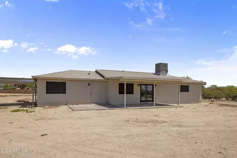 Exterior - 1505 E Cloud Rd, Phoenix, AZ 85086 photo 1 of 7