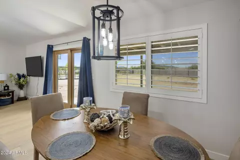 Dining - 1505 E Cloud Rd, Phoenix, AZ 85086 photo 1 of 1