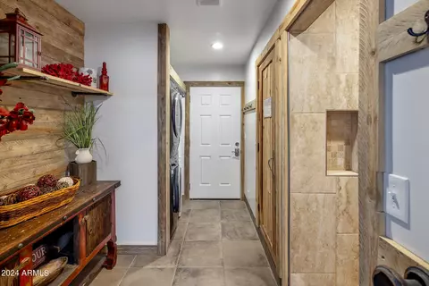 Entry Way - 1505 E Cloud Rd, Phoenix, AZ 85086 photo 1 of 1