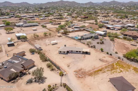 View/Area - 1505 E Cloud Rd, Phoenix, AZ 85086 photo 3 of 5