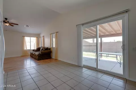 Living - 1165 W 4th Ave, Apache Junction, AZ 85120 photo 6 of 7