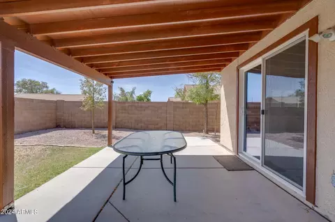 Exterior - 1165 W 4th Ave, Apache Junction, AZ 85120 photo 13 of 15
