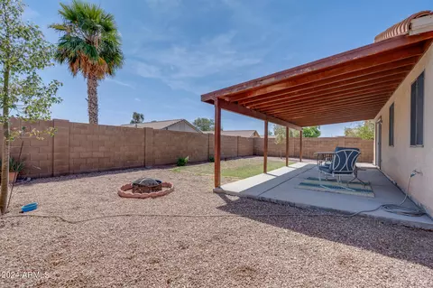 Exterior - 1165 W 4th Ave, Apache Junction, AZ 85120 photo 12 of 15
