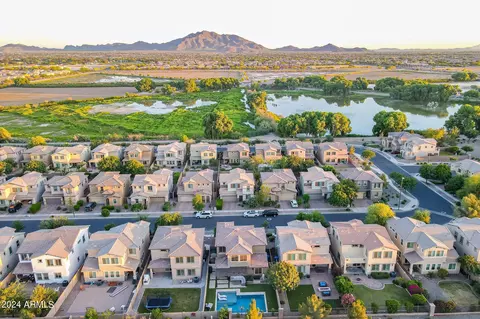 View/Area - 3428 E Indigo St, Gilbert, AZ 85298 photo 2 of 6