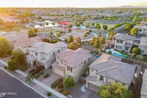View/Area - 3428 E Indigo St, Gilbert, AZ 85298 photo 1 of 6