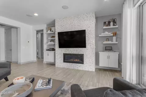 Living - 2512 E Alta Vista Rd, Phoenix, AZ 85042 photo 3 of 5