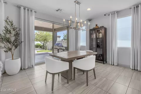 Dining - 2512 E Alta Vista Rd, Phoenix, AZ 85042 photo 1 of 3