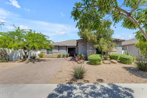 2512 E Alta Vista Rd, Phoenix, AZ 85042