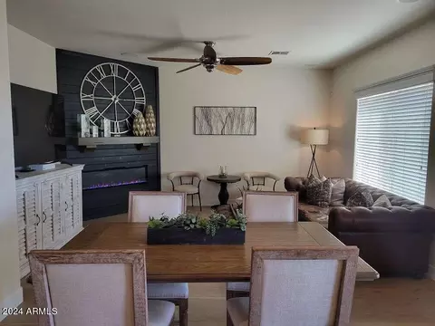 Dining - 1705 W Gambit Trl, Phoenix, AZ 85085 photo 1 of 2