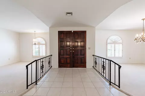 Entry Way - 2 E Canterbury Ct, Phoenix, AZ 85022 photo 1 of 3