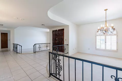 Entry Way - 2 E Canterbury Ct, Phoenix, AZ 85022 photo 3 of 3