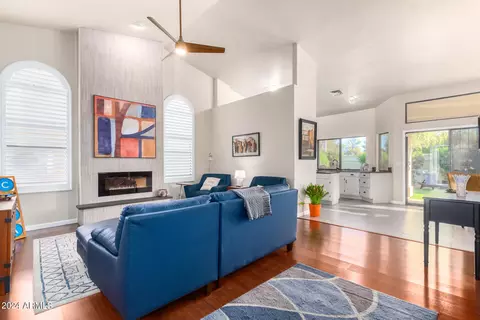 Living - 157 E Stacey Ln, Tempe, AZ 85284 photo 2 of 5