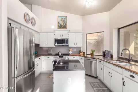 Kitchen - 157 E Stacey Ln, Tempe, AZ 85284 photo 1 of 3