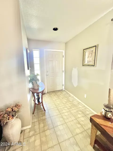 513 N Copper Hills Ln, Winkelman, AZ 85192 photo 2