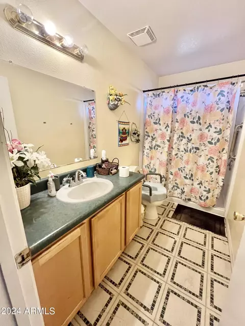 513 N Copper Hills Ln, Winkelman, AZ 85192 photo 9