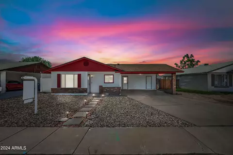 217 E Jacaranda St, Mesa, AZ 85201