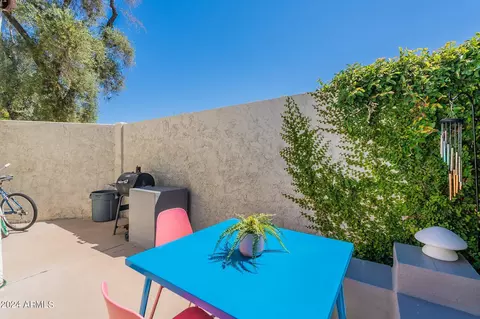 Exterior - 5324 N 3rd Ave, Phoenix, AZ 85013 photo 7 of 11