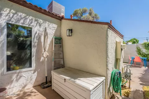 Exterior - 5324 N 3rd Ave, Phoenix, AZ 85013 photo 8 of 11
