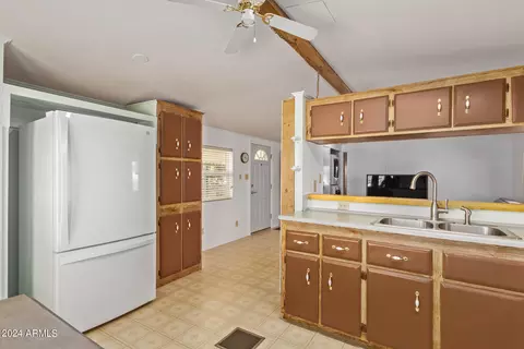 1563 E 23rd Ave, Apache Junction, AZ 85119 photo 9