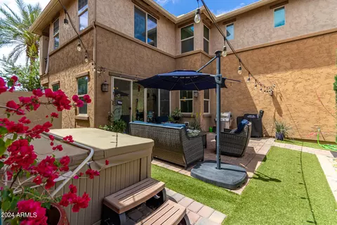Exterior - 3721 E Leslie Dr, Gilbert, AZ 85296 photo 9 of 19