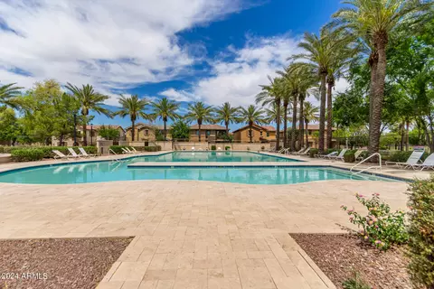 Exterior - 3721 E Leslie Dr, Gilbert, AZ 85296 photo 14 of 19
