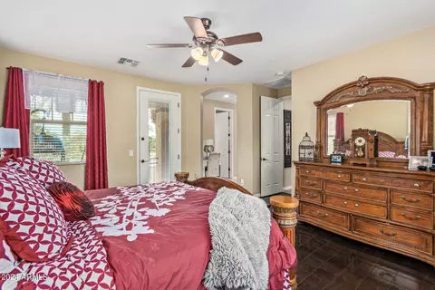 Bedroom - 3721 E Leslie Dr, Gilbert, AZ 85296 photo 3 of 5