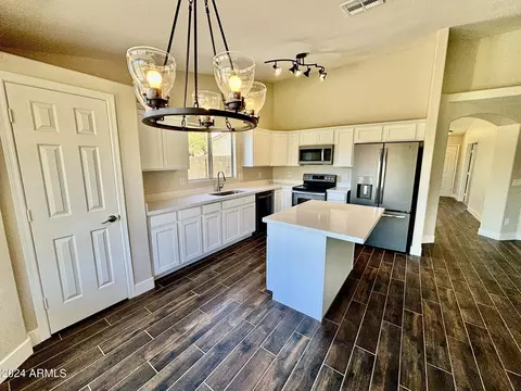 838 N Owl Dr, Gilbert, AZ 85234 photo 12