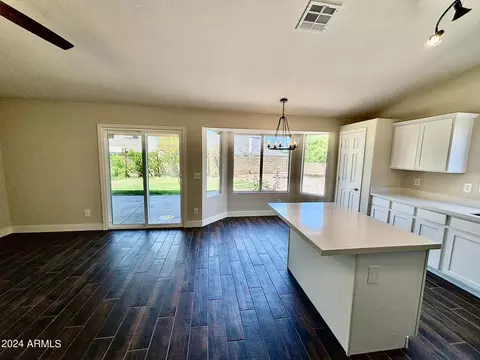 838 N Owl Dr, Gilbert, AZ 85234 photo 13