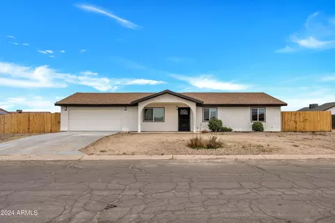 14077 S Durango Rd, Arizona City, AZ 85123