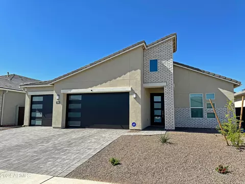 10448 W Salter Dr, Peoria, AZ 85382