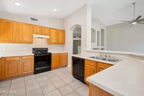322 E Rawhide Ave, Gilbert, AZ 85296 photo 12