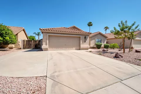 322 E Rawhide Ave, Gilbert, AZ 85296 photo 2
