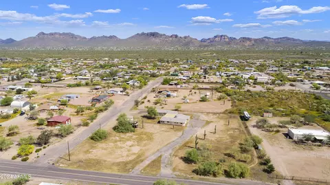 View/Area - 552 W Tepee St, Apache Junction, AZ 85120 photo 8 of 10