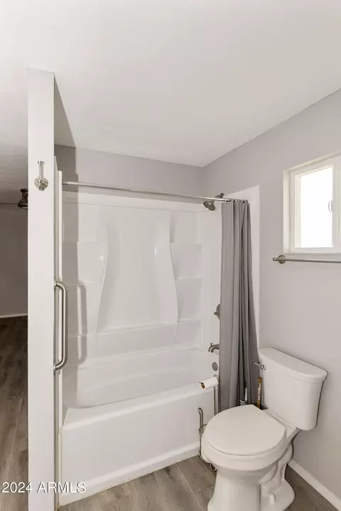 Bath - 552 W Tepee St, Apache Junction, AZ 85120 photo 5 of 5