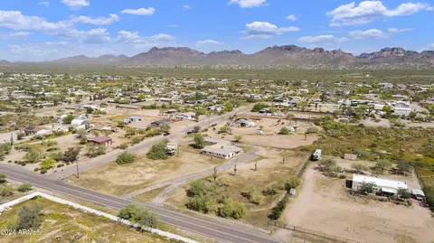 View/Area - 552 W Tepee St, Apache Junction, AZ 85120 photo 9 of 10