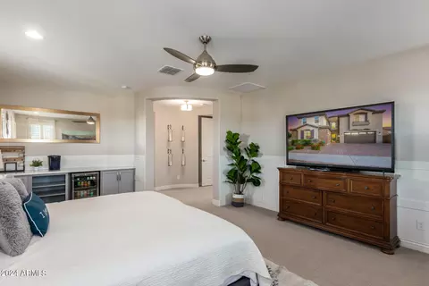 Bedroom - 1471 E Lexington Ave, Gilbert, AZ 85234 photo 3 of 8