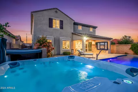 Exterior - 1471 E Lexington Ave, Gilbert, AZ 85234 photo 10 of 12