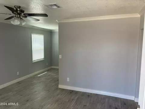 116 S 28th Dr, Phoenix, AZ 85009 photo 3