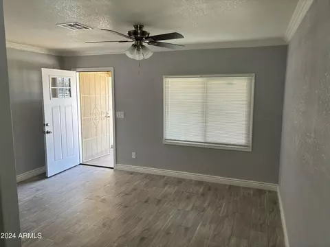 116 S 28th Dr, Phoenix, AZ 85009 photo 5