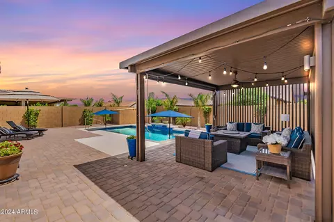 Exterior - 10053 E Tarragon Ave, Mesa, AZ 85212 photo 11 of 12