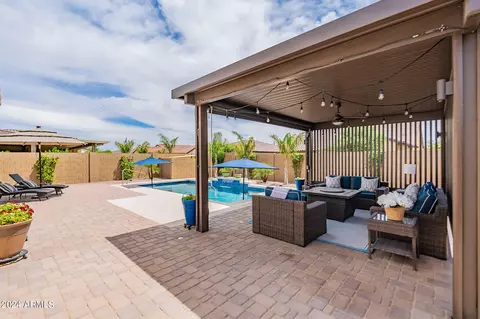 Exterior - 10053 E Tarragon Ave, Mesa, AZ 85212 photo 10 of 12