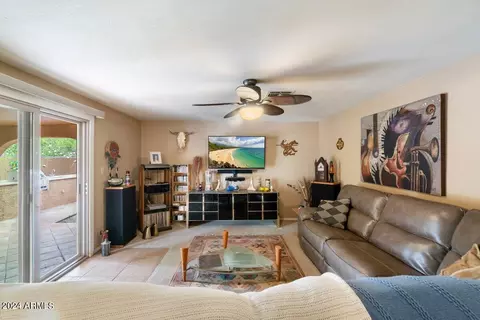 3913 E Pershing Ave, Phoenix, AZ 85032 photo 3