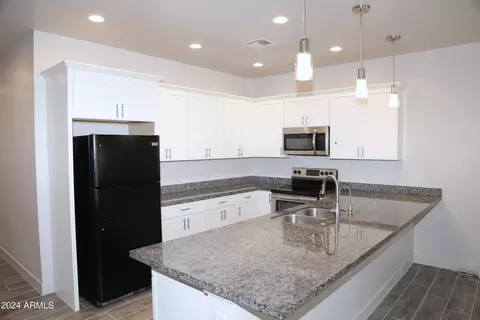 652 W 7th Ave, Mesa, AZ 85210 photo 5
