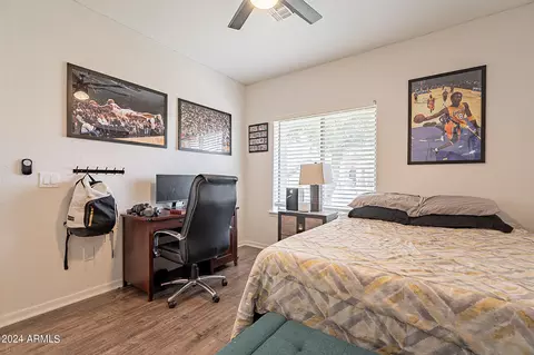 Bedroom - 3121 E Greenway St, Mesa, AZ 85213 photo 7 of 11