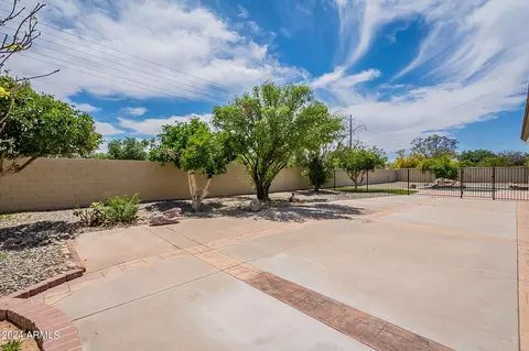 Exterior - 3121 E Greenway St, Mesa, AZ 85213 photo 21 of 23