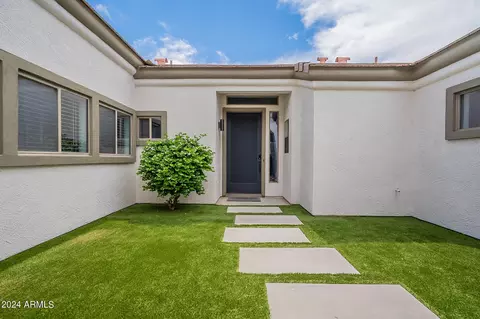 Exterior - 3121 E Greenway St, Mesa, AZ 85213 photo 7 of 23